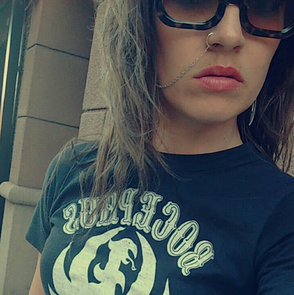 Meet your Posher, Bry - Picture 5 of 8